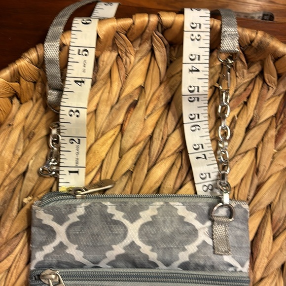 Glove-It Cross Body Bag - Picture 7 of 8